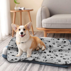 Comsmart six-pack paw-print blankets offer versatile bedding for puppies and kittens.