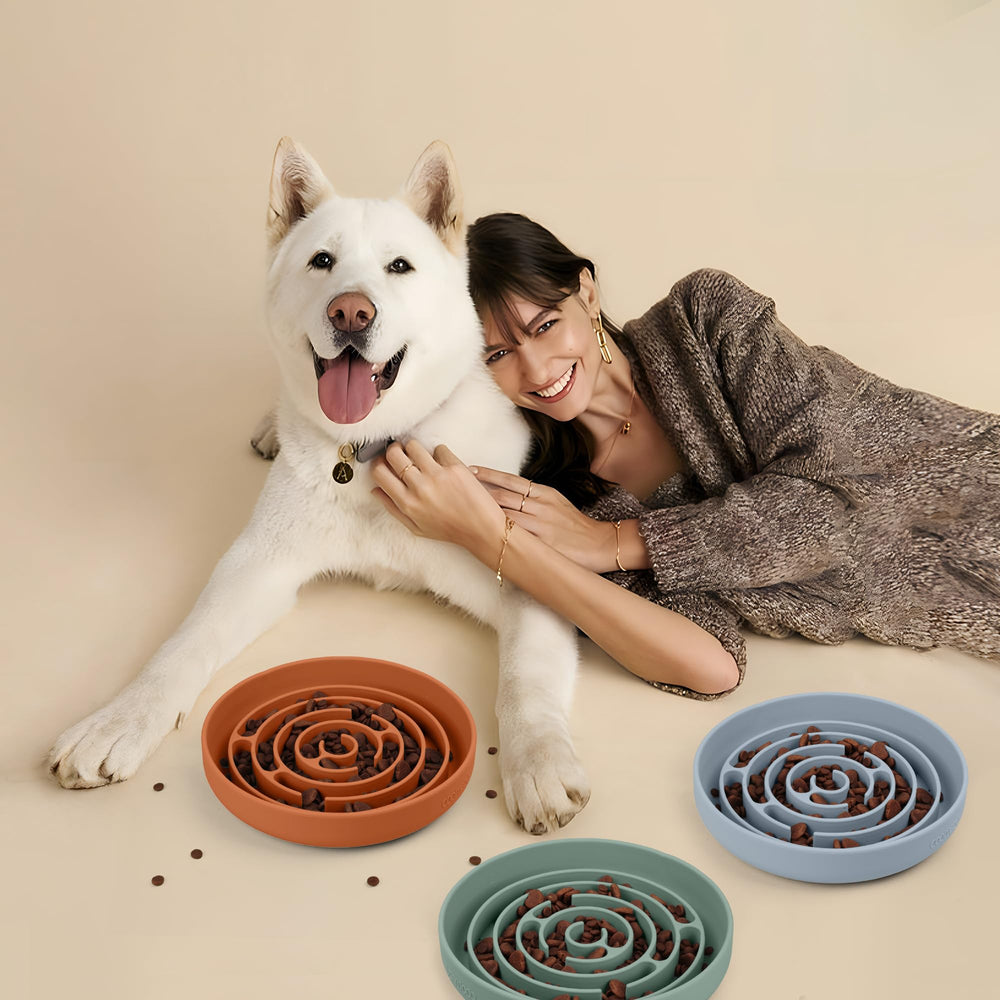 Coomazy food-grade silicone material is safe and flexible.