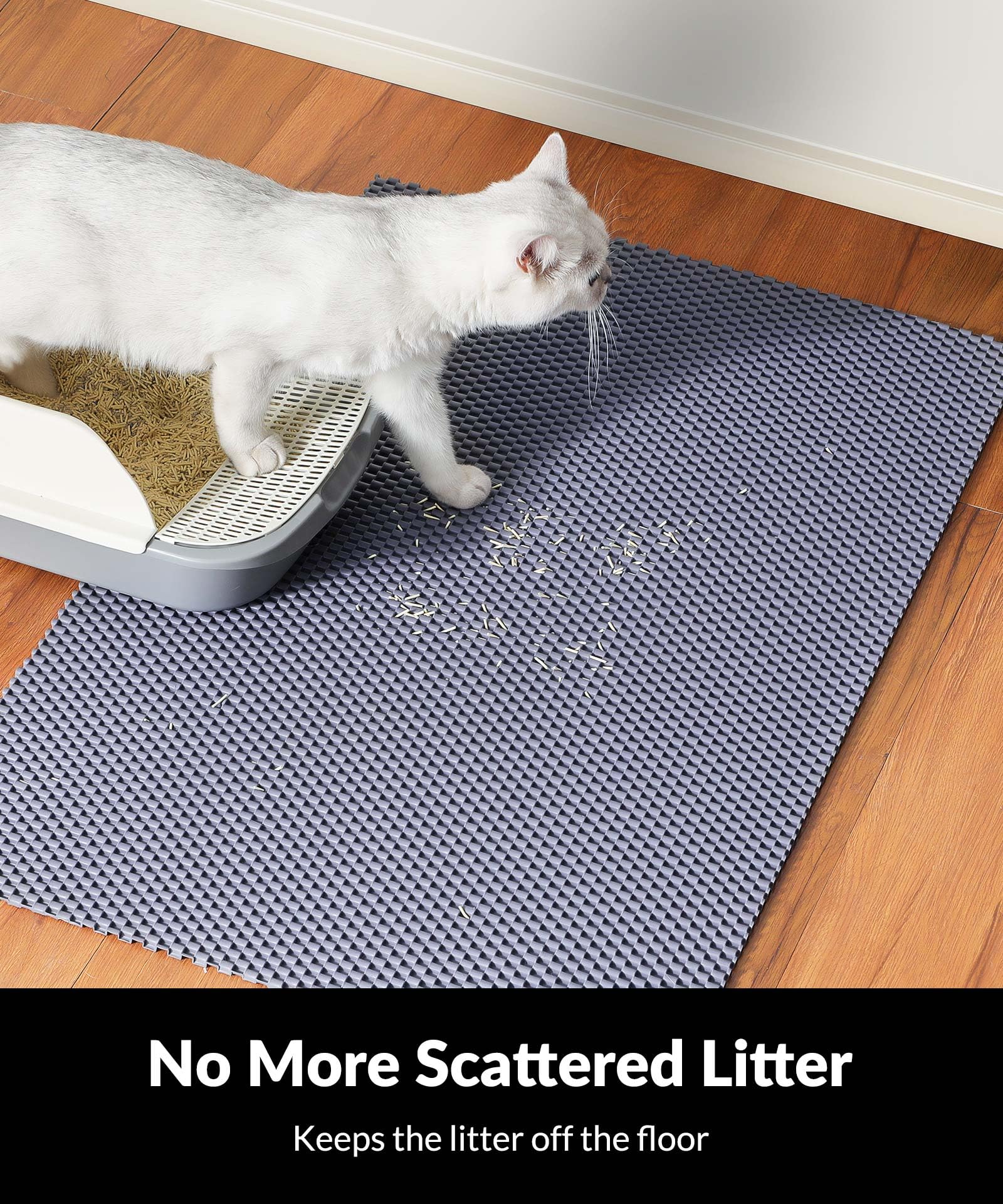 Cooyes litter mat with chain-link design traps litter at paws.