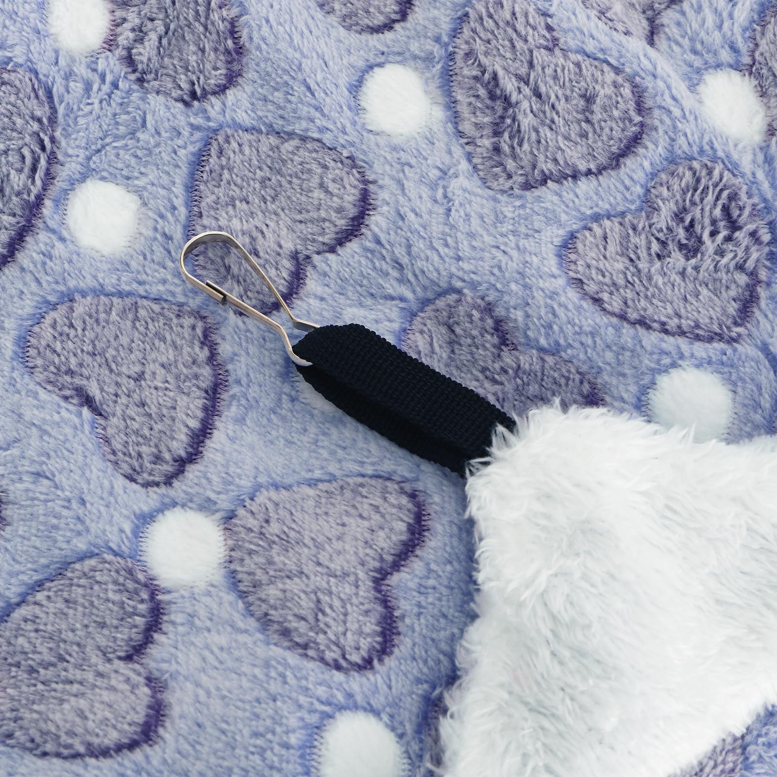 Covzoe soft plush material provides safe, comfortable lounging for pets.