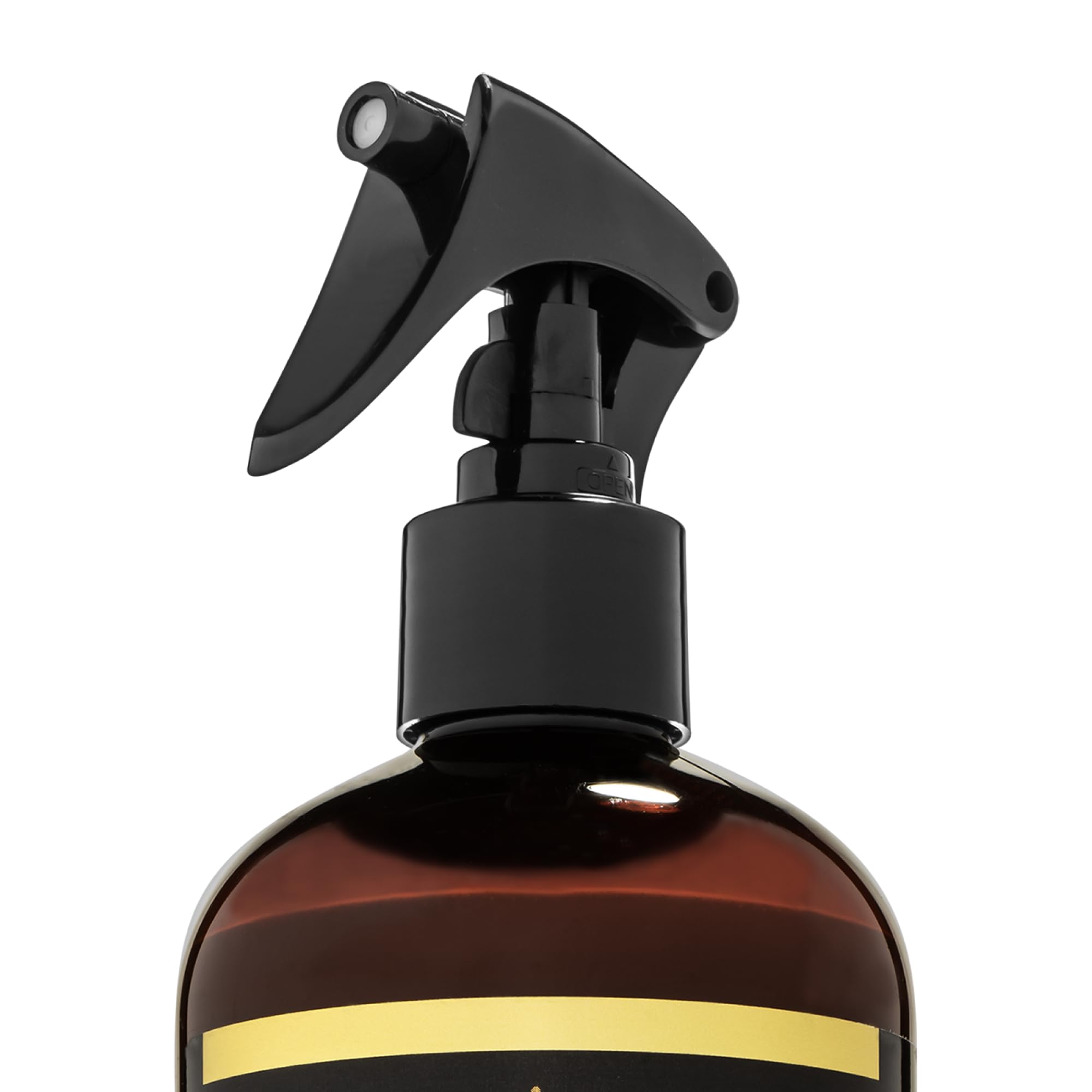 Crown Royale Ready-to-Use spray mist simplifies grooming routines.