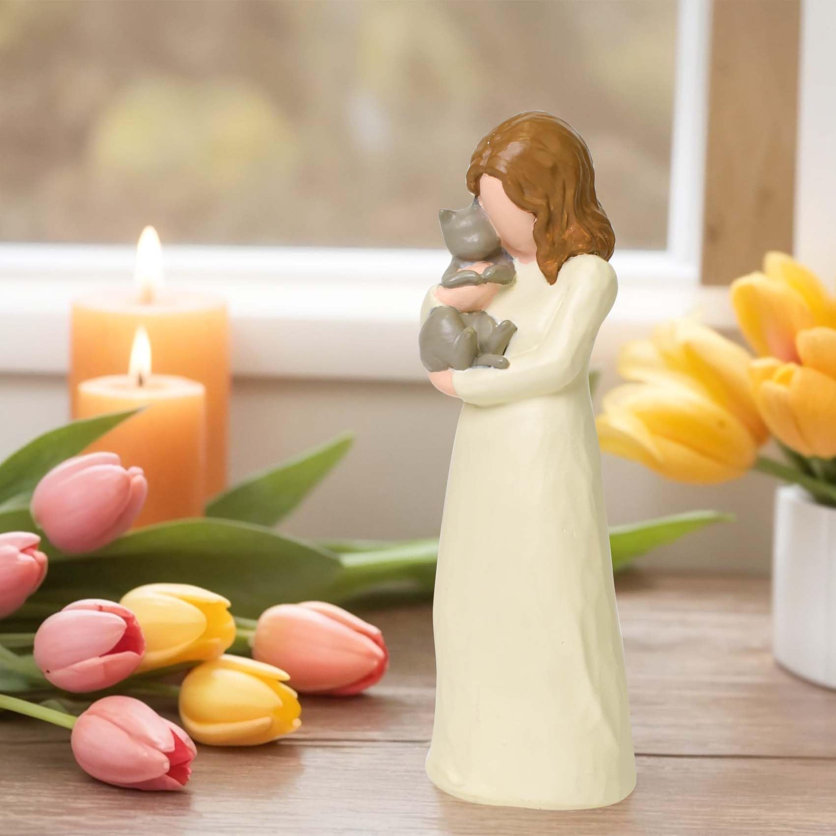 Cuayaes friendship guardian angel cat statue as keepsake