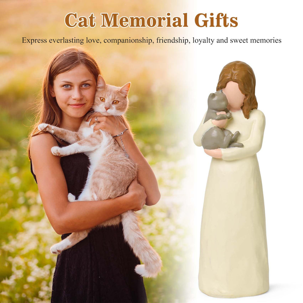 Cuayaes hand-painted resin cat statue with gentle tones