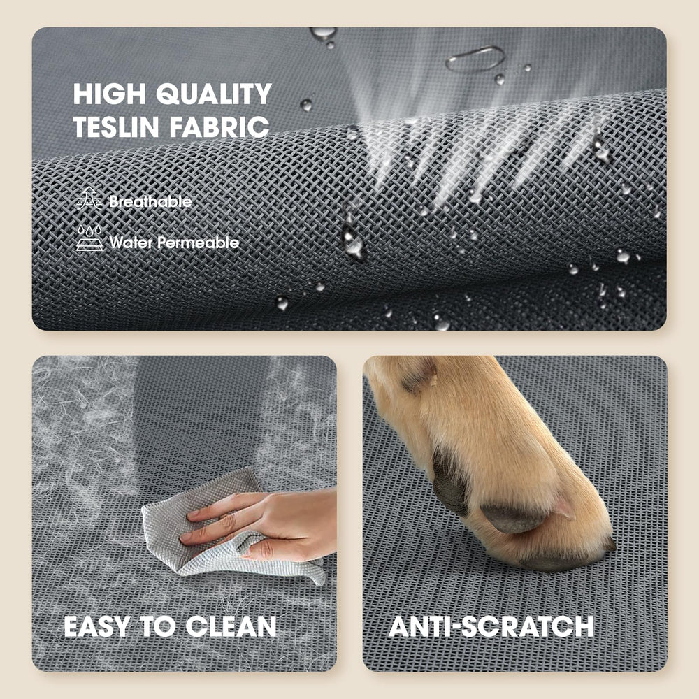Czpalo bed with skid-resistant feet preventing slipping on various surfaces.