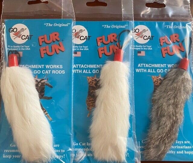 Da Bird Fur Fun attachment boosts interactive play with cats during Da Bird pole sessions.
