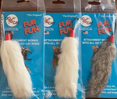 Da Bird Fur Fun attachment boosts interactive play with cats during Da Bird pole sessions.