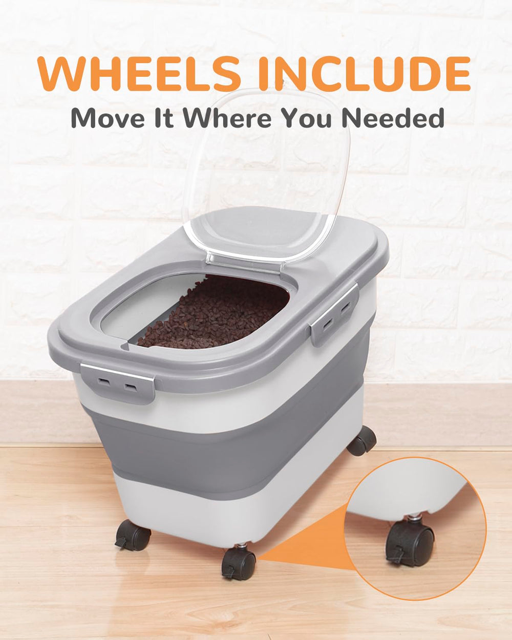 DDMOMMY silicone travel bowls accompany the container for on-the-go meals.