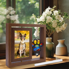 DearKeeps memorial frame with crystal suncatcher enhances light reflection.