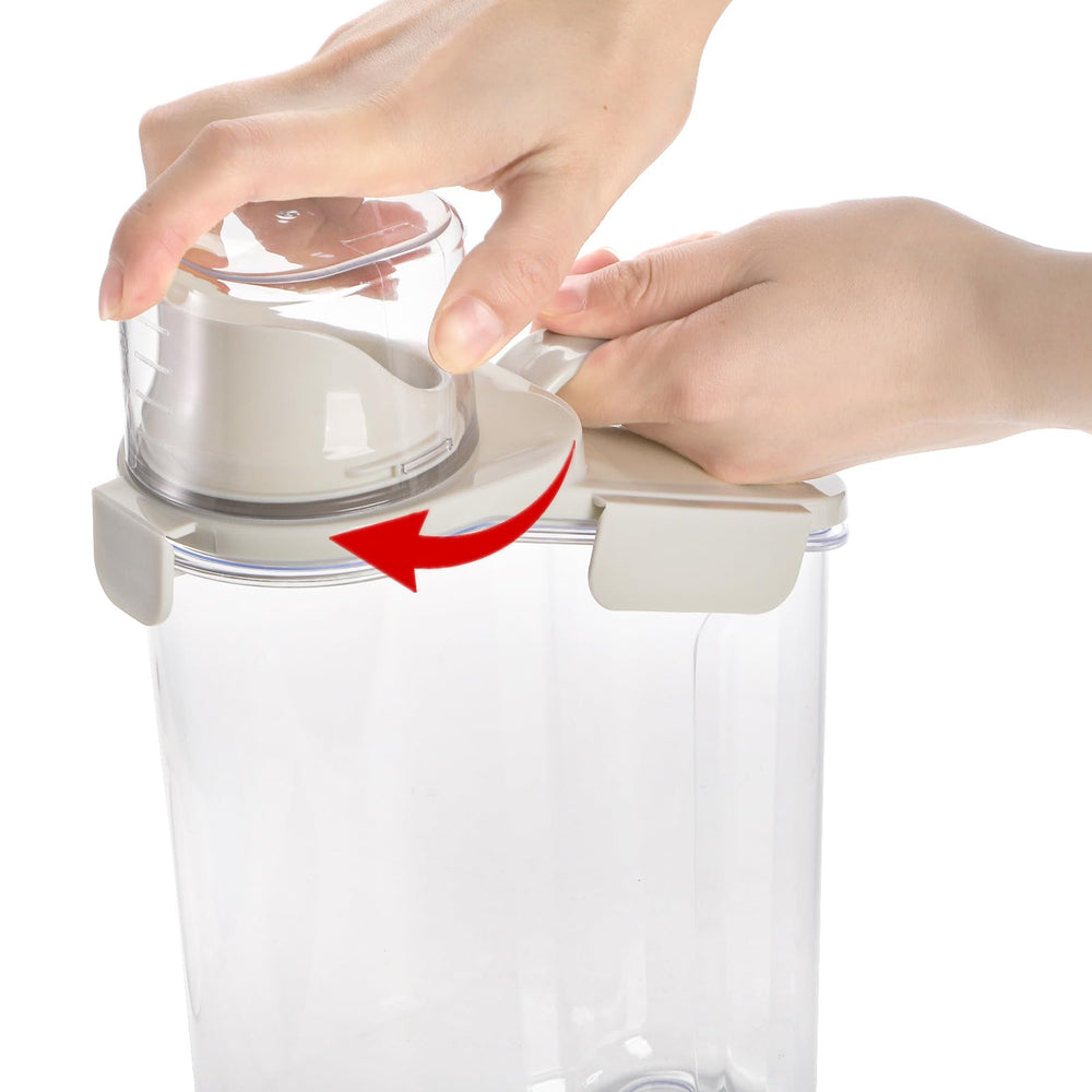 DEAYOU durable plastic container with one-handed grip for easy pouring