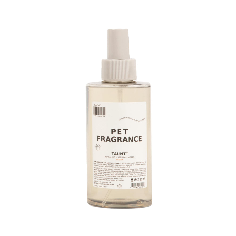 DedCool 01 Taunt bottle close-up showing a luxurious pet fragrance with lasting freshness