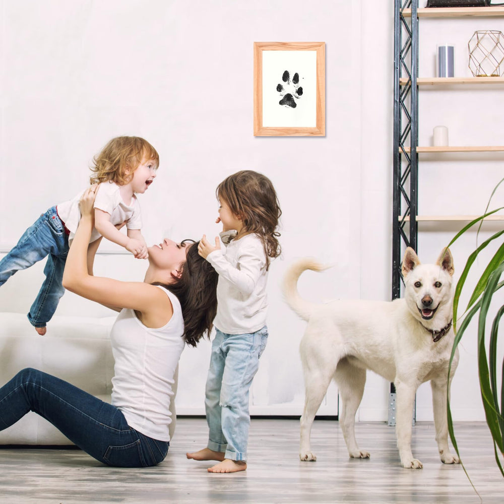 Non-toxic ink pads from DeerZone keep pet prints safe.
