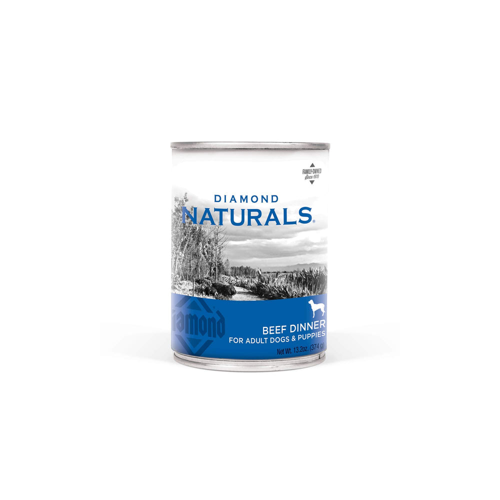 Diamond Naturals Beef Dinner can for dogs, pack shot highlighting convenience.