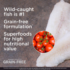 Diamond Naturals grain-free all life stages formula supports lean muscles and vitality