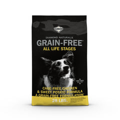 Diamond Naturals grain-free chicken kibble in bag highlighting real chicken as the #1 ingredient for lean energy.