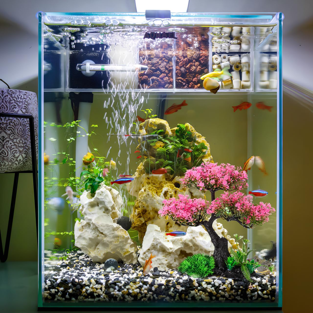 Didiseaon office desk aquarium decor enhances work or relaxation areas.