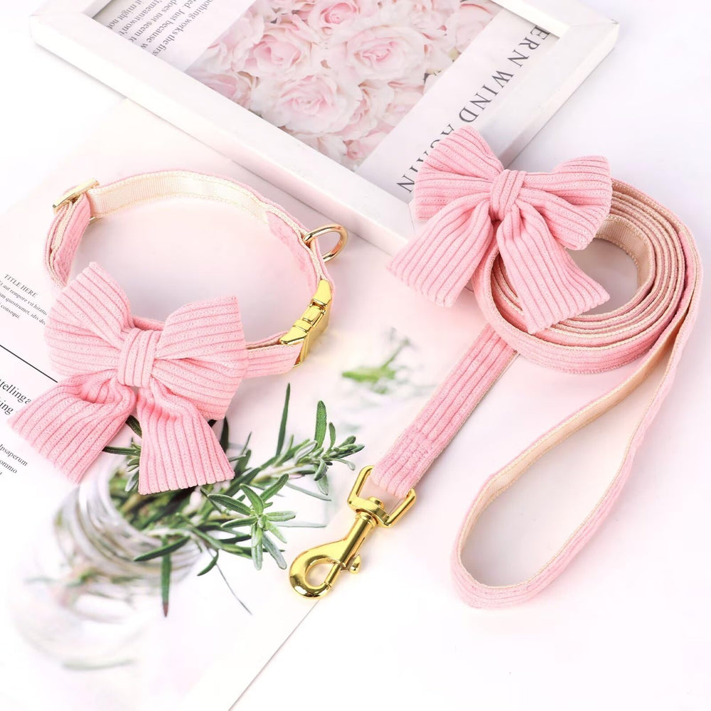 Didog golden-metal-accessories add a classy touch to outings.