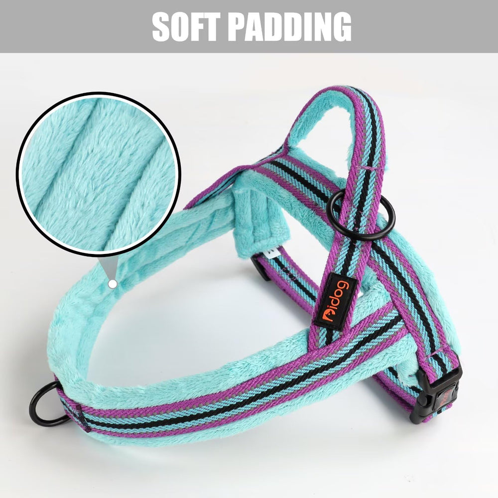 Didog harness soft fleece padding cushions neck and back for comfort.