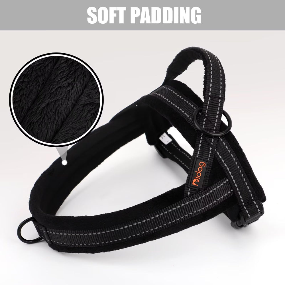 Didog reflective straps on harness improve nighttime visibility during walks