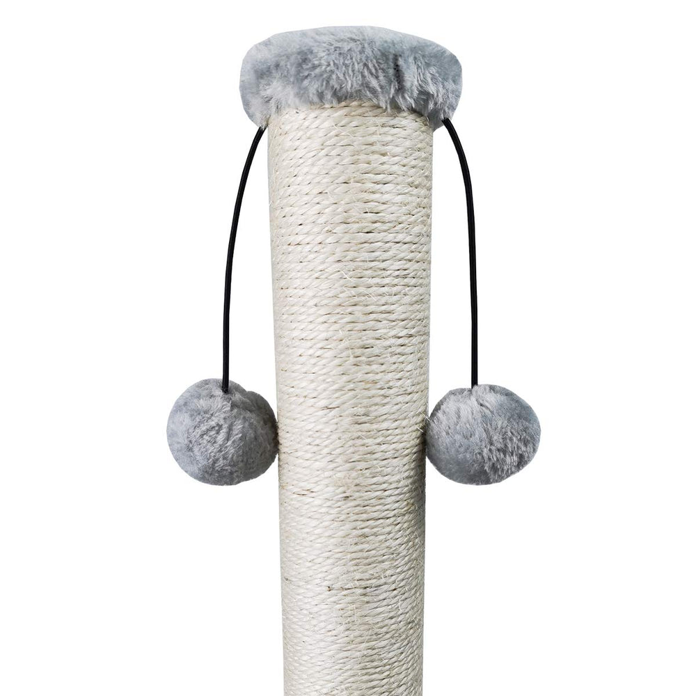 Dimaka stable base reduces tipping during vigorous scratching sessions.