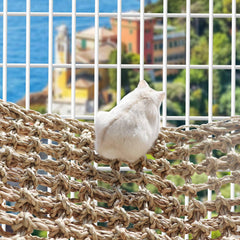 Dnoifne seagrass mat perches for small animals, encouraging play and exploration in cages.