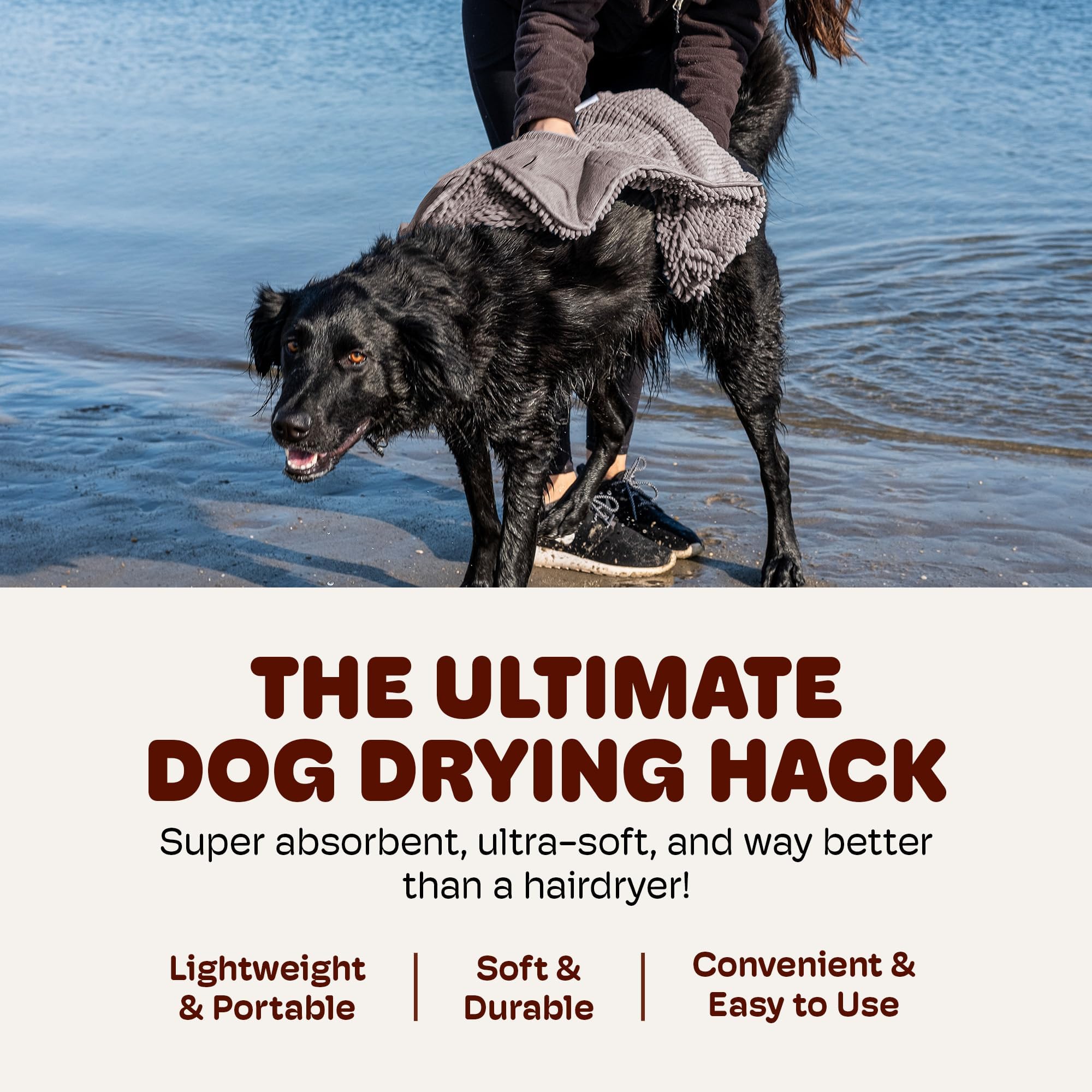 Dog Gone Smart Dirty Dog Shammy dual hand pockets facilitate easier grooming and control.