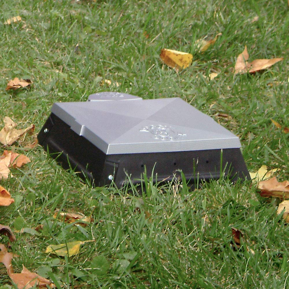 Doggie Dooley foot-operated lid enabling hands-free waste cleanup