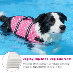 Doglay life jacket rescue handle close-up highlights quick lifting in water.