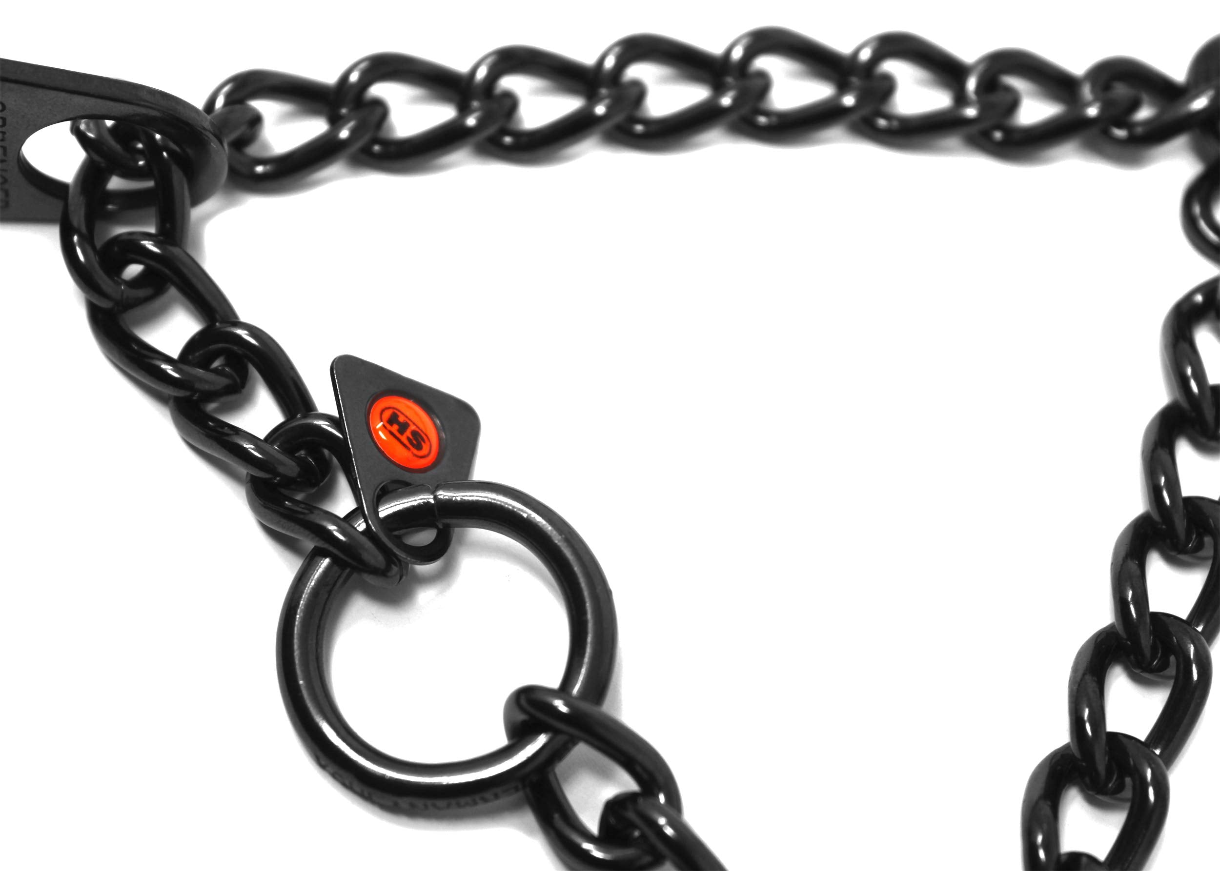 Dogline leash swivel attachment reduces tangling during walks.