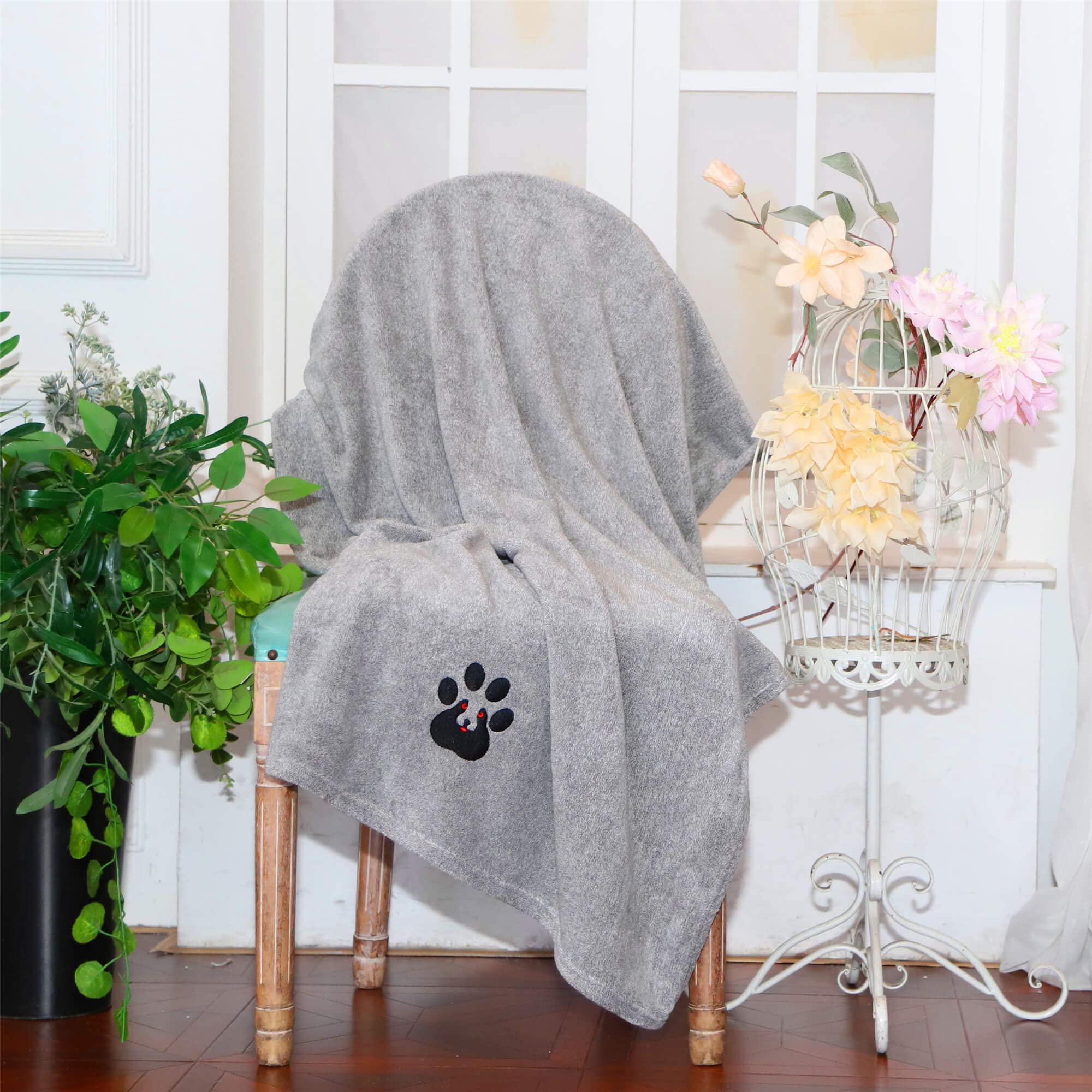 Dogvingpk machine washable towel for easy cleanup after baths