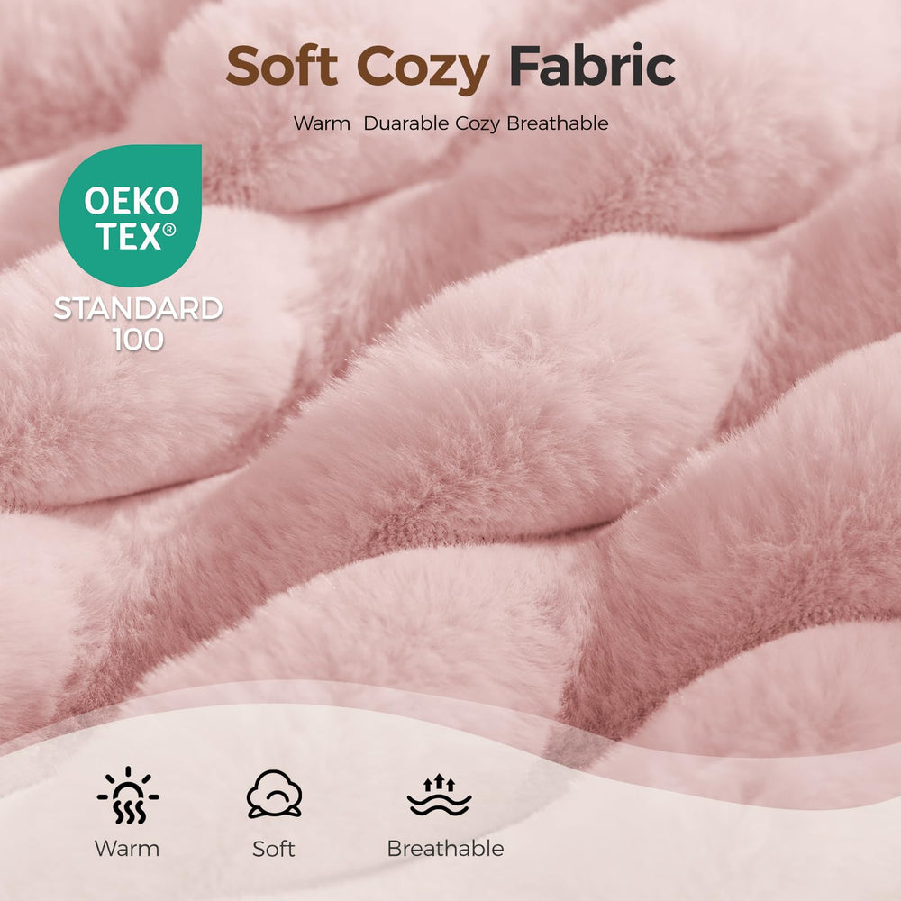 Waterproof layer close-up protecting foam on a DOPEDIO bed