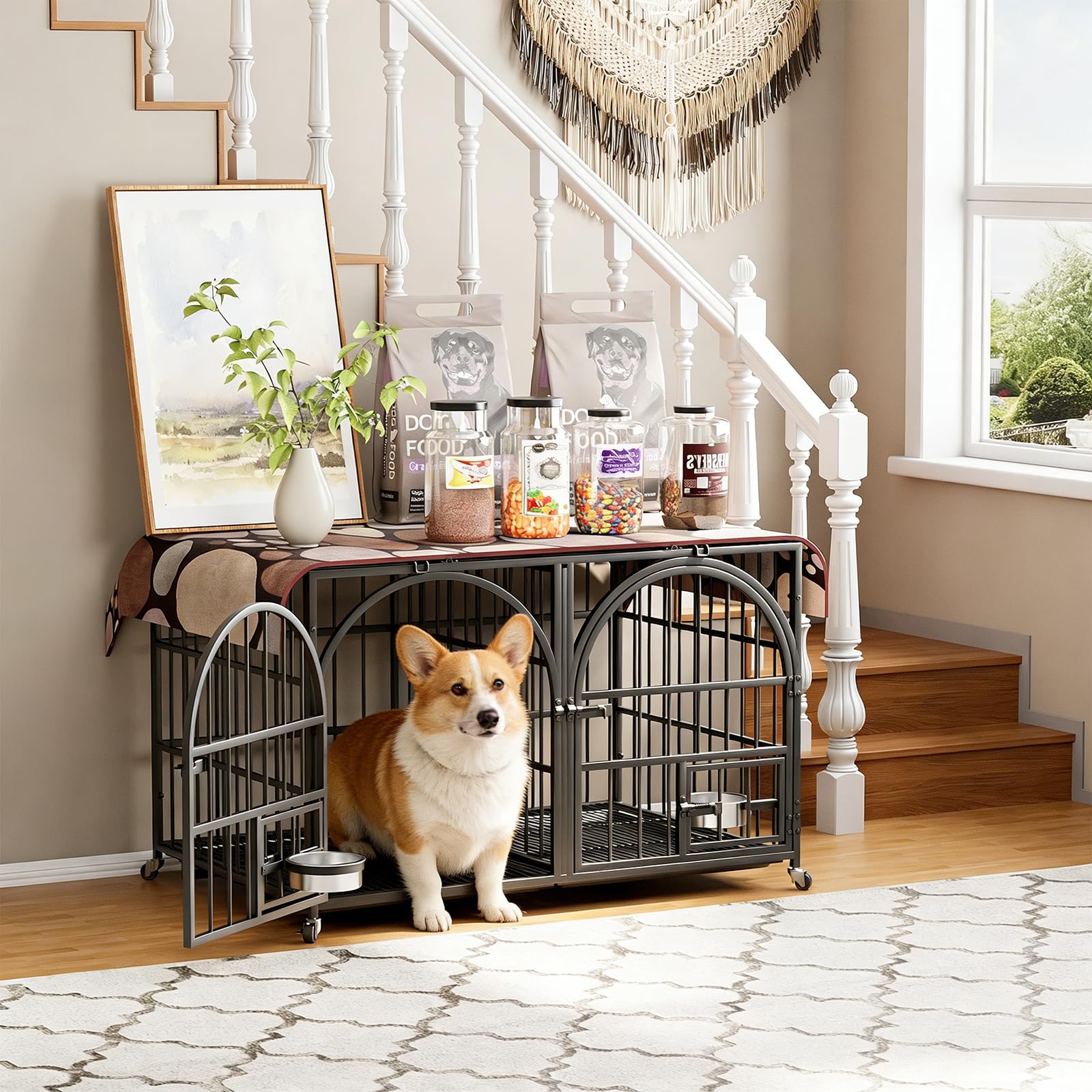 Dosker crate feeding doors demonstrate quick bowl access without opening the main door.