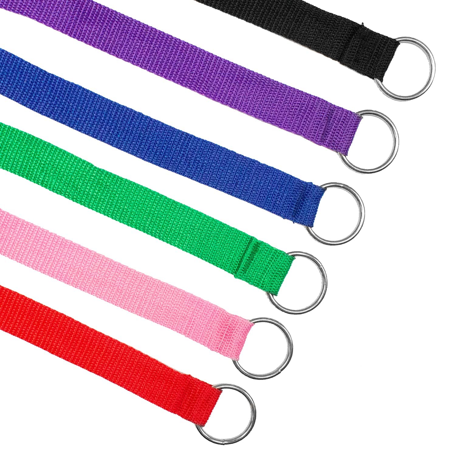 One-size-fits-all slip lead by Downtown Pet Supply adapts to various dog sizes.