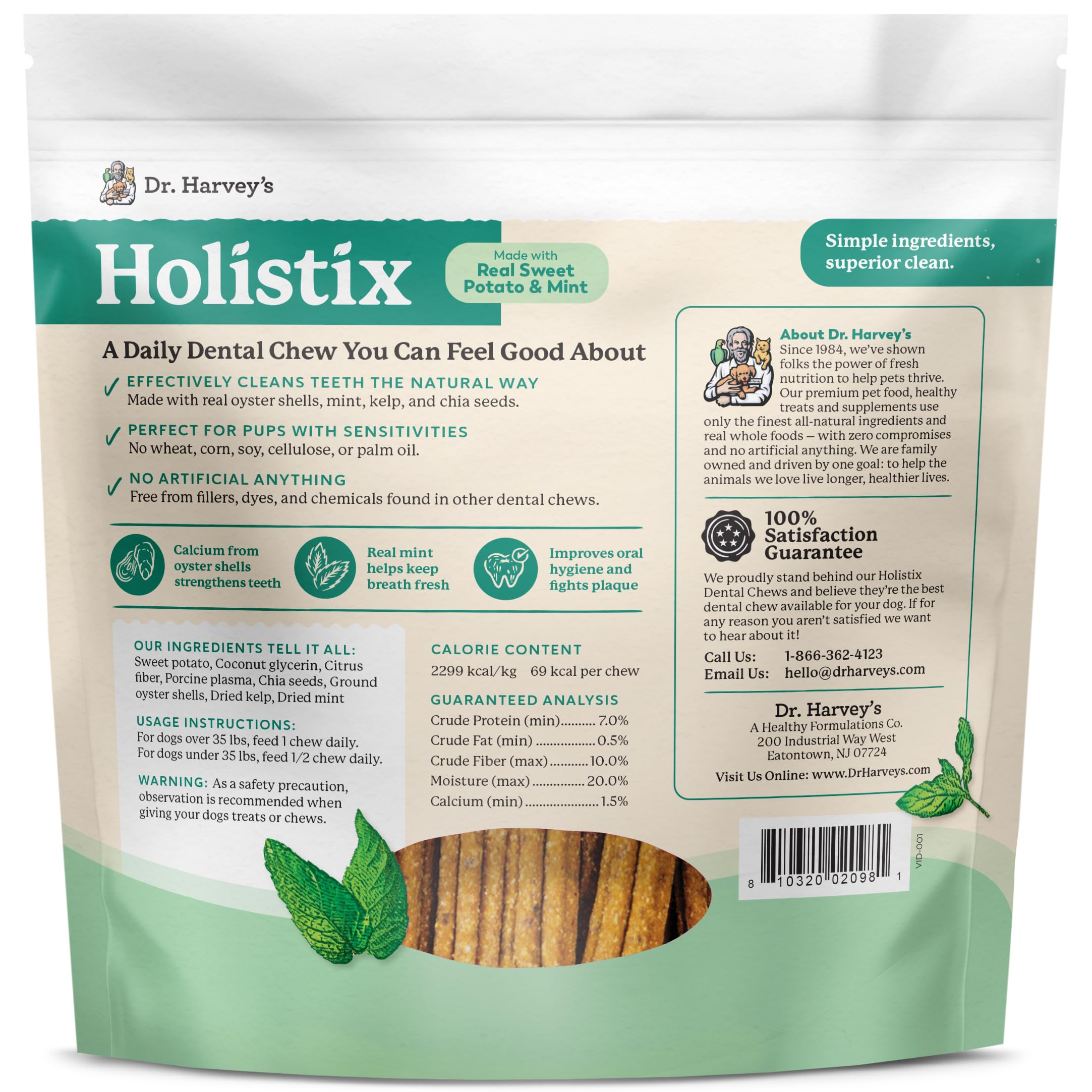 Dr. Harvey's Holistix Dental Chews daily-use shot suggests easy daily dental care.