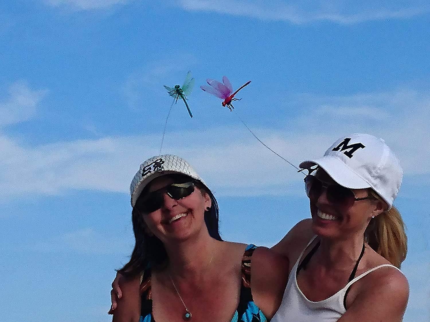 Dragonfly Wingman easy clip attachment allows quick, tool-free setup