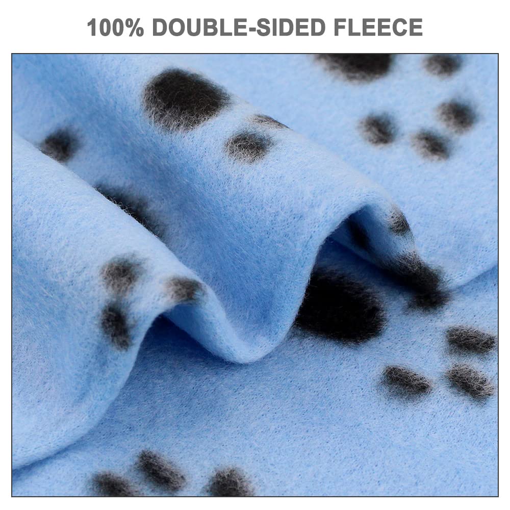 EAGMAK paw-print fleece blanket in blue, soft and warm for cozy naps
