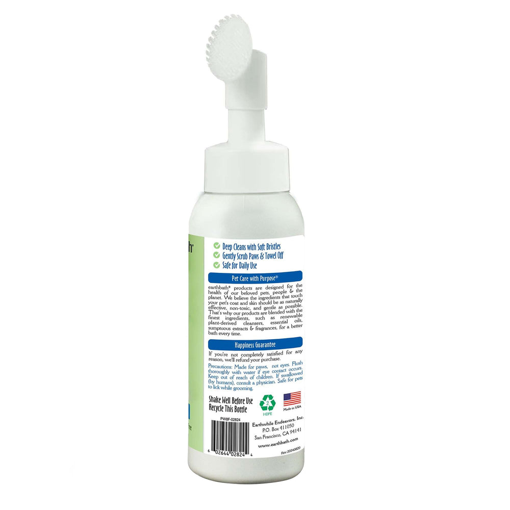 Earthbath Paw Wash foam application demonstrates easy foam-on cleaning.