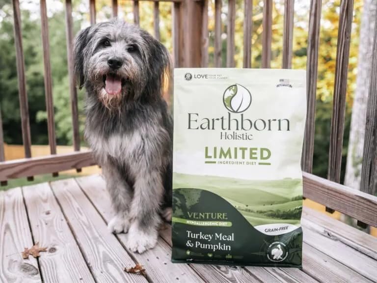 Earthborn Holistic Venture recycled-bag icon showcasing sustainable packaging