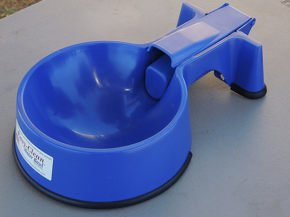 Easy-Clean Water Bowl in use with a dog enjoying steady water supply.