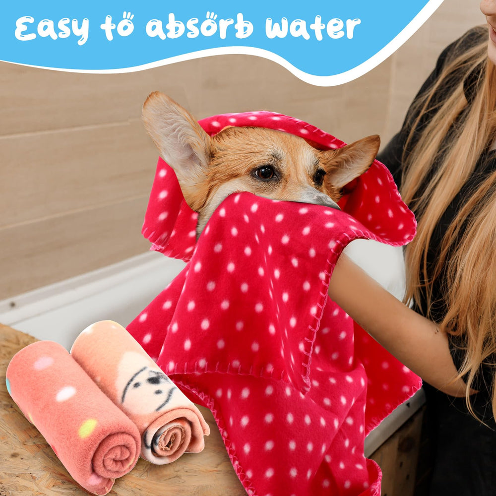 Eccliy machine-washable pet blanket simplifies cleaning after adventures.