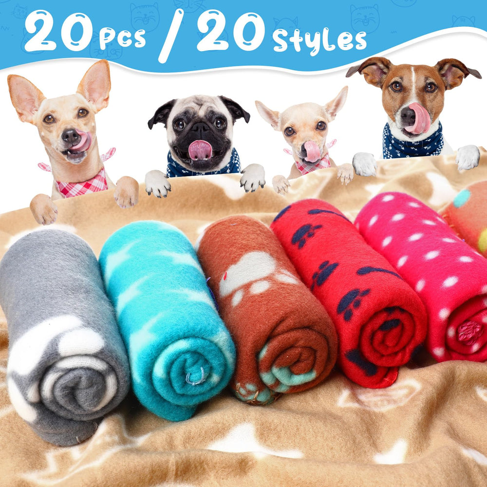 Eccliy blanket for travel protects car seats from hair and dirt.
