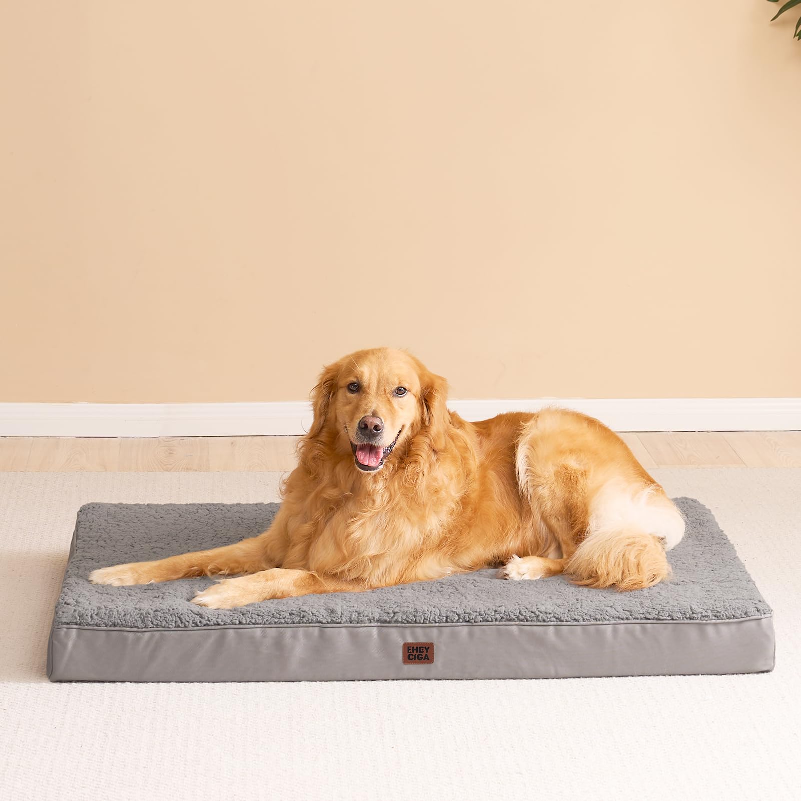 EHEYCIGA medium bed inside crate demonstrates versatile placement