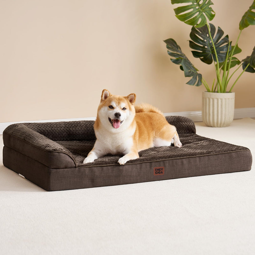 Medium size measures 30x20x6 inches for mid-size dogs.