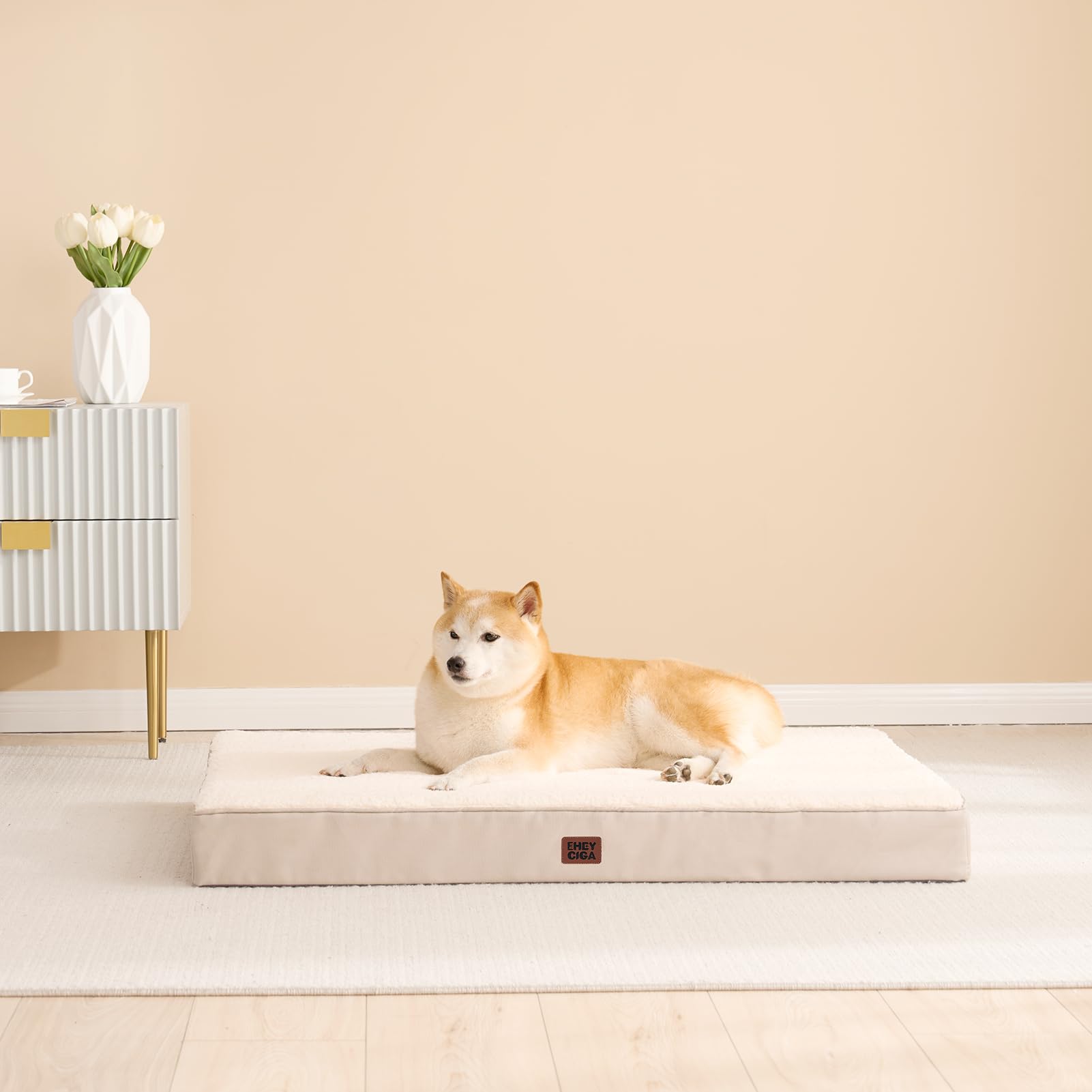EHEYCIGA spacious bed suits extra-large breeds for restful sleep.