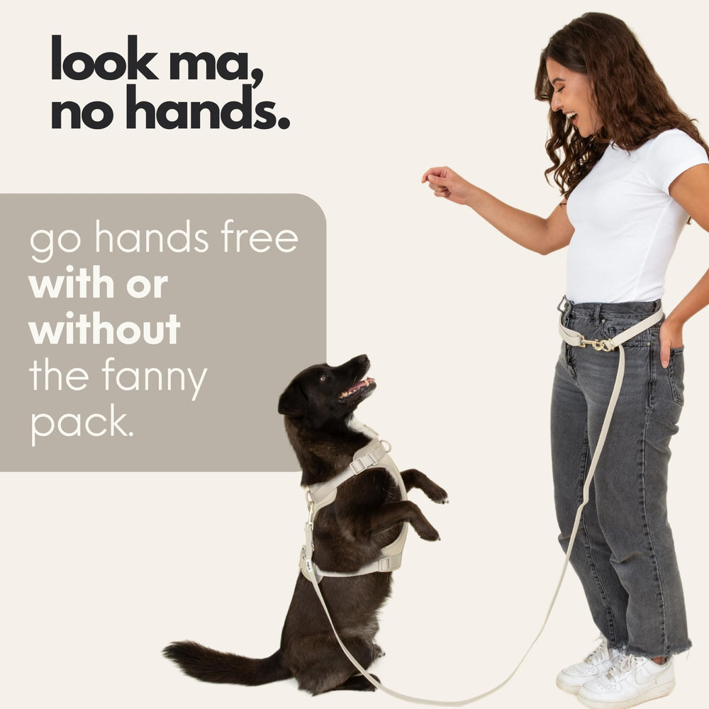 Elby easy-clean leash features a durable coating for mess-free maintenance.