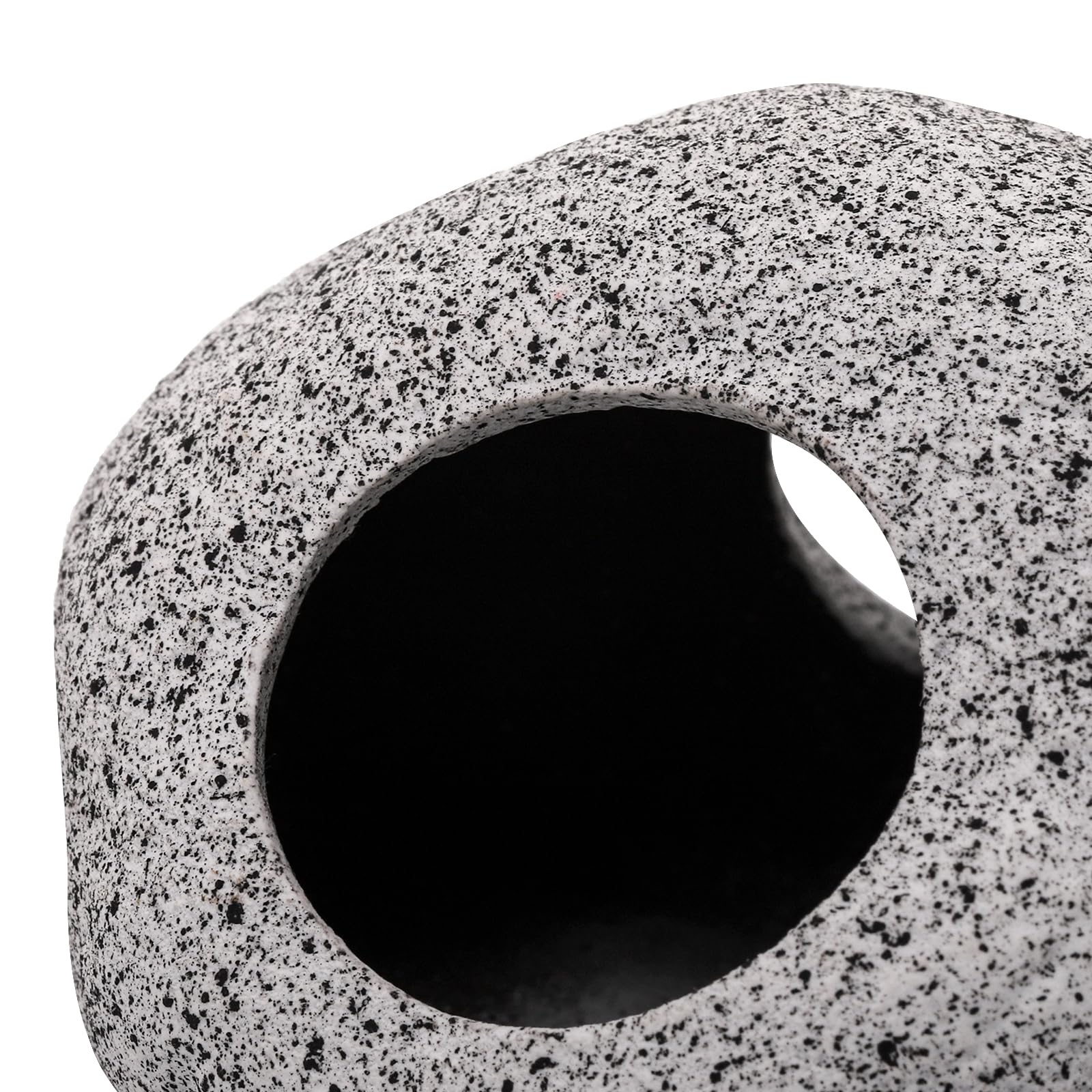 Eorbow rock caves 6pack design-d enhances tank scenery with safe hides.