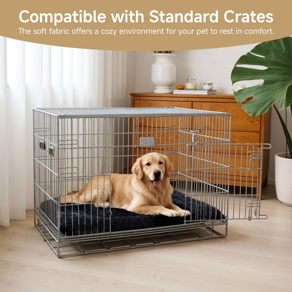 Exsnugy 41x27 inch crate pad provides generous space to stretch.