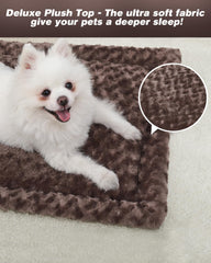 Exsnugy 41x27 bed mat front view with reversible surface for year-round comfort.