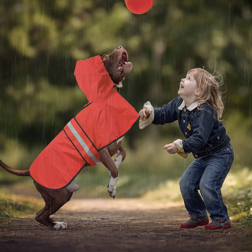 Ezierfy raincoat hood elastic adjustment keeps the hood snug on windy walks