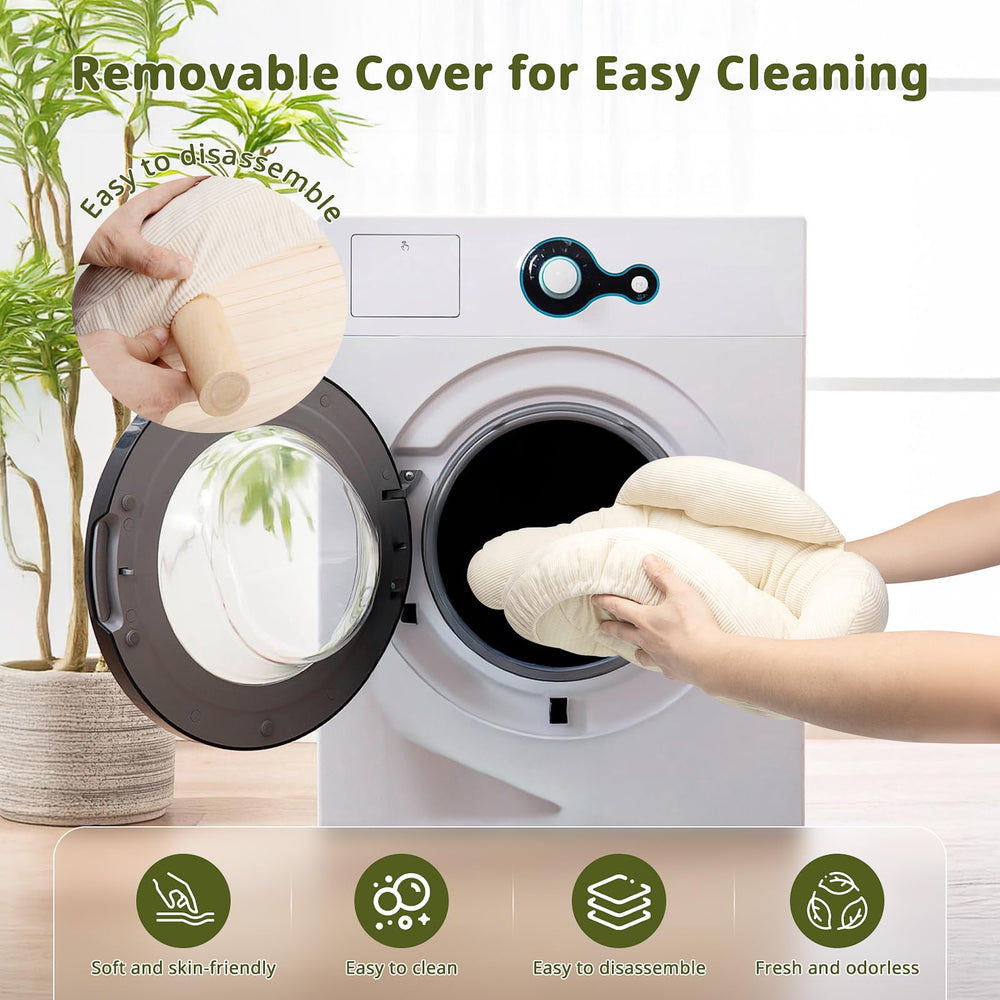 Compact size suitable for cats and small dogs up to 50 lbs.