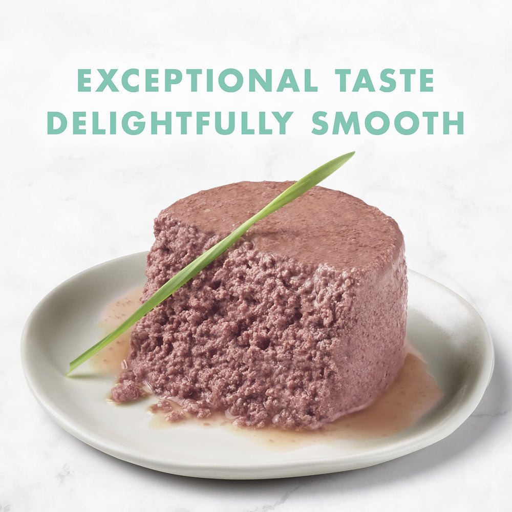 Fancy Feast Tender Feast Chicken kitten pâté supports growth with high-quality protein.